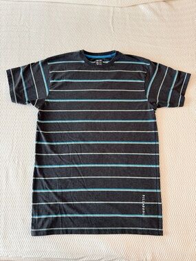 Billabong Men's Black Striped Crew Neck T-Shirt Slim-fit Large